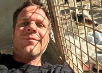 LE MESSAGE DE RÉMI GAILLARD À ELIE SEMOUN QUI FAIT « LA P*** À LA TÉLÉ »